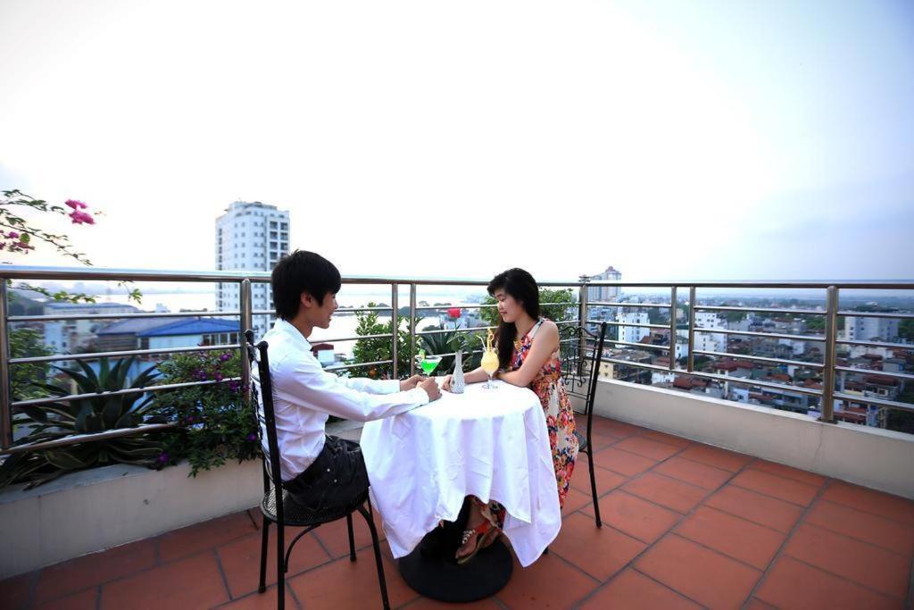 Moon View Hotel - 65 Cua Bac - By Bay Luxury Hanoi Exterior photo