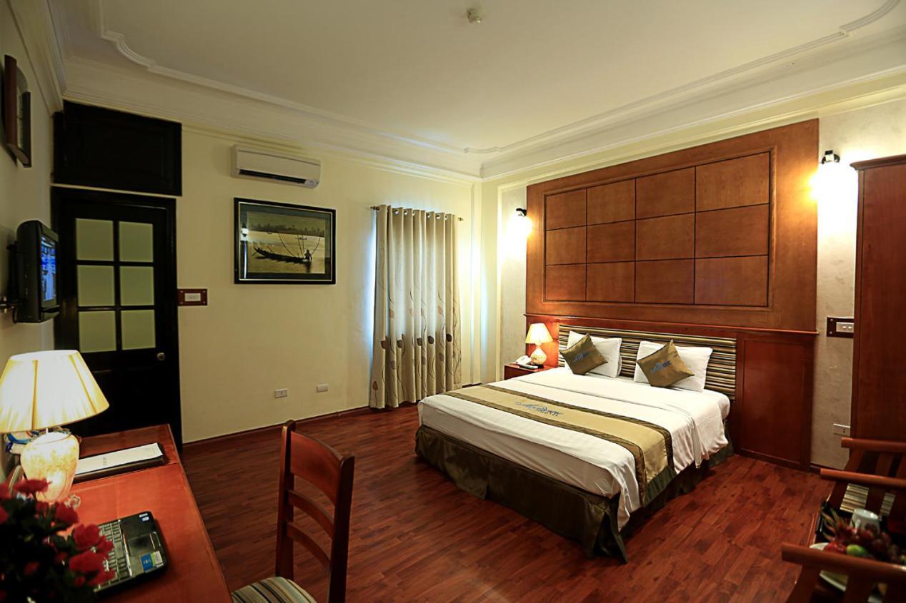 Moon View Hotel - 65 Cua Bac - By Bay Luxury Hanoi Exterior photo