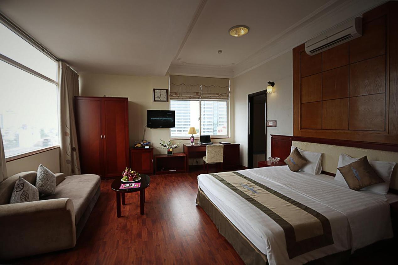Moon View Hotel - 65 Cua Bac - By Bay Luxury Hanoi Exterior photo