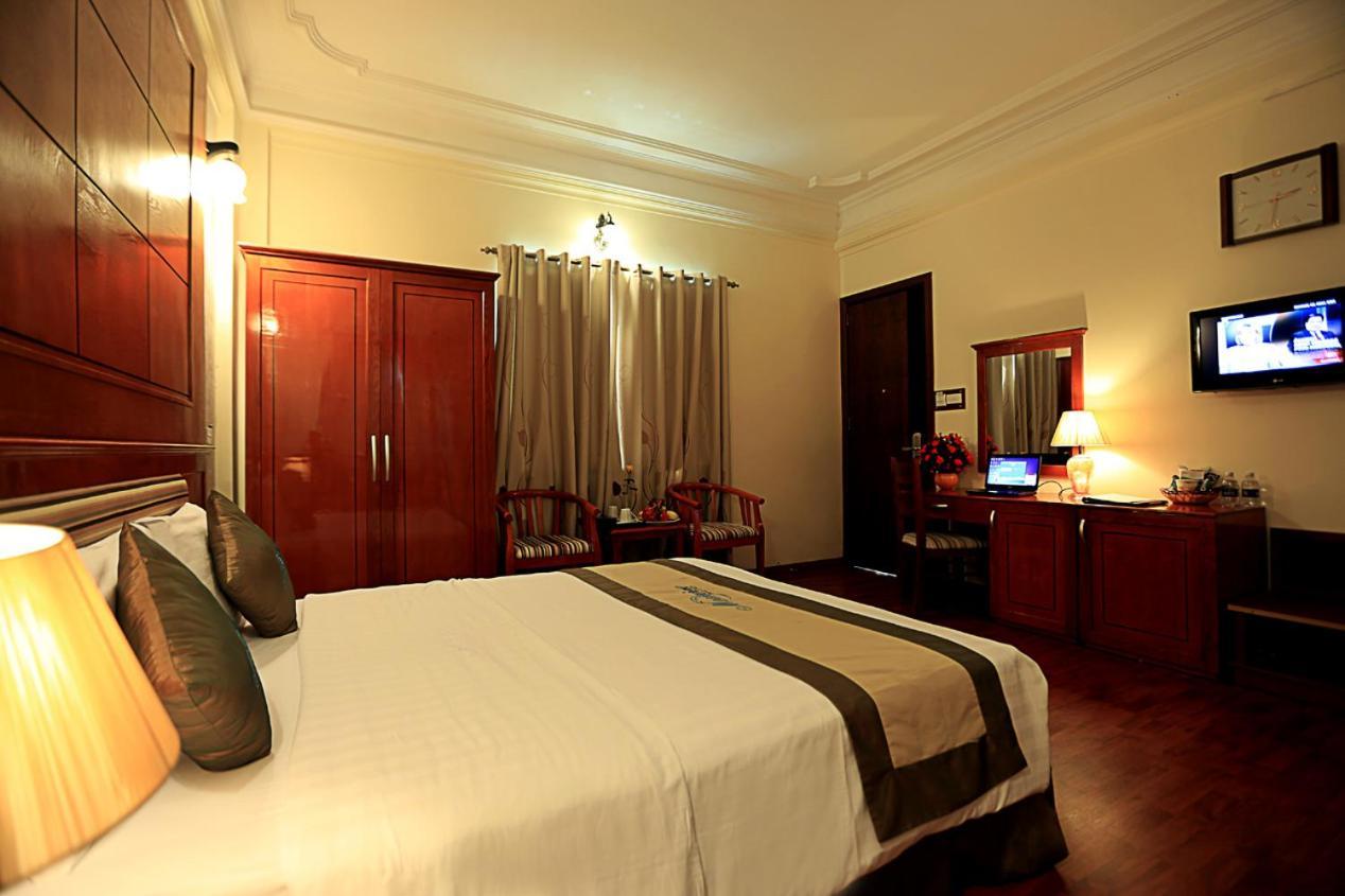 Moon View Hotel - 65 Cua Bac - By Bay Luxury Hanoi Exterior photo