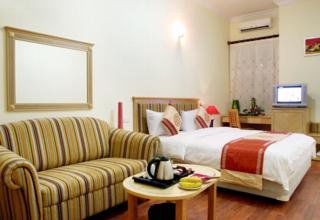 Moon View Hotel - 65 Cua Bac - By Bay Luxury Hanoi Exterior photo